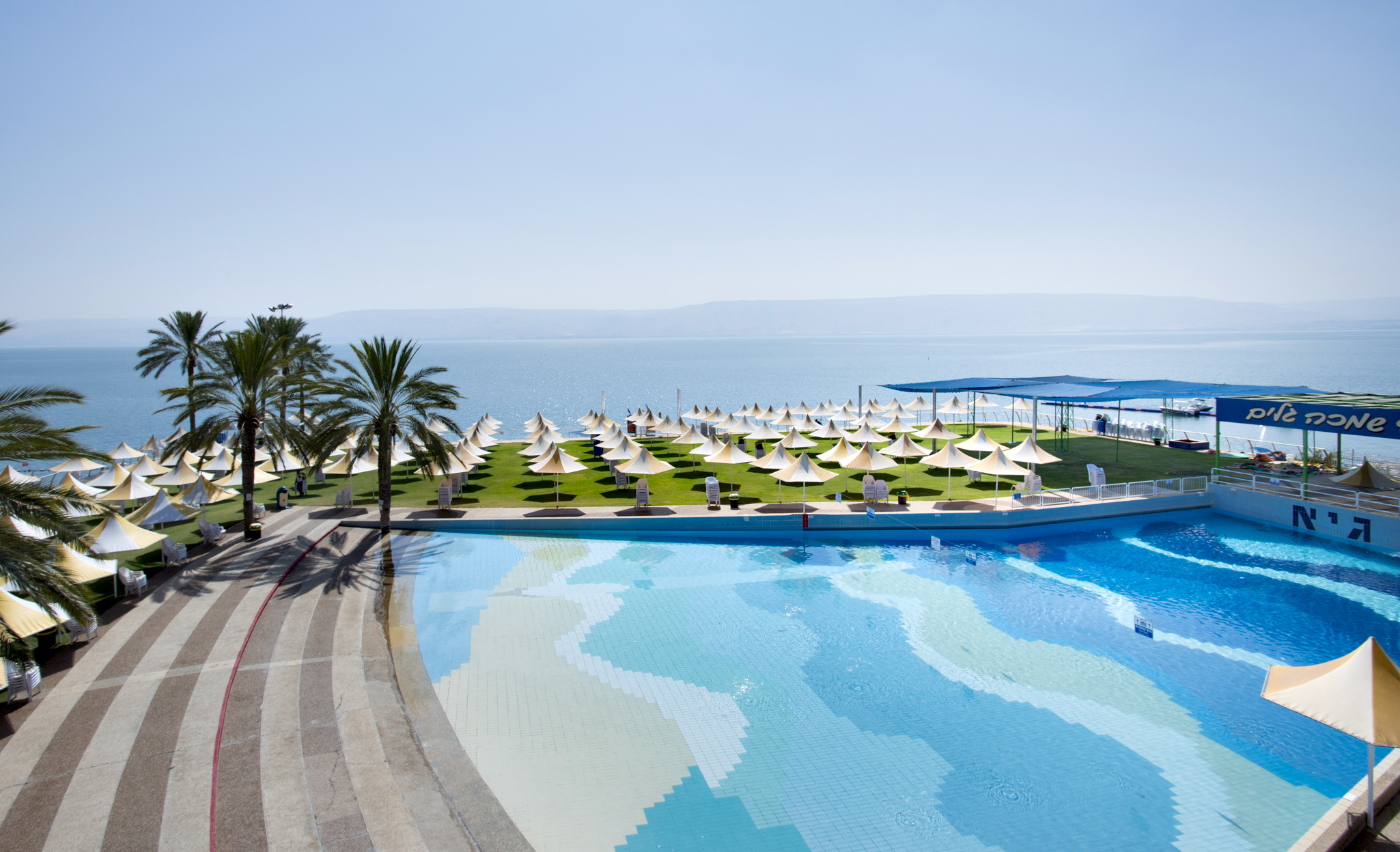 חוף גיא. צילום איציק ברוך. פארק המים חוף גיא